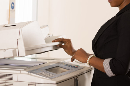 You are currently viewing LASER PRINTER VS. INKJET: 6 QUESTIONS TO ASK BEFORE BUYING